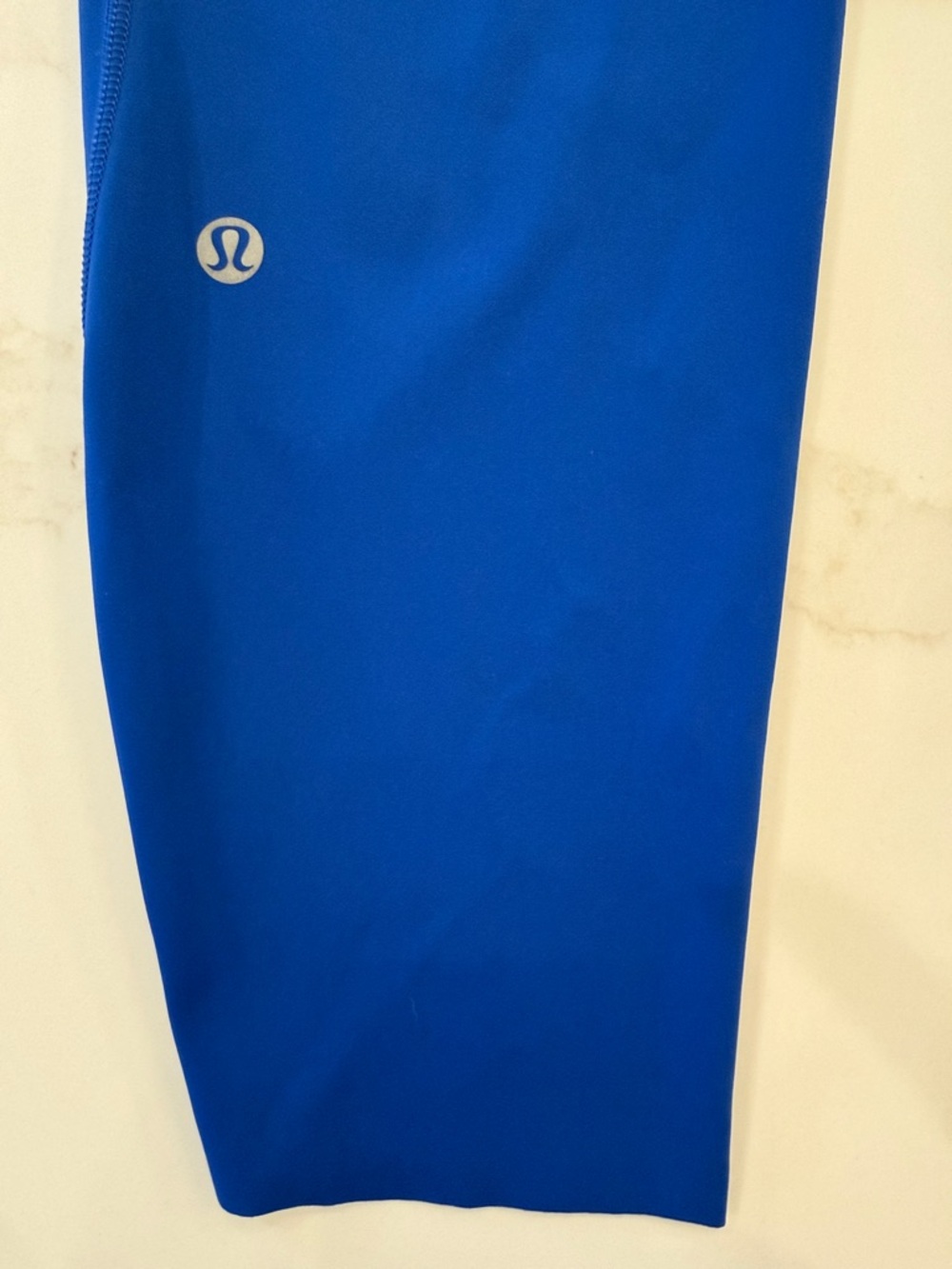 Lululemon Blue Athletic Leggings with Side Pockets - Picture 2 of 9